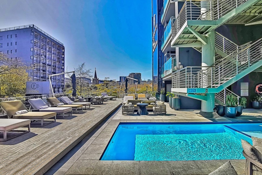 2 Bedroom Property for Sale in Cape Town City Centre Western Cape